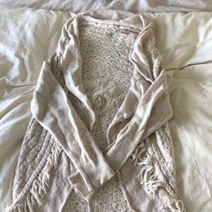 Women’s Anthropologie knitted & Knotted cardigan!